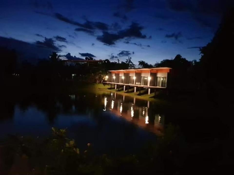 Baan Suan San Rak บ้านสวนแสนรัก Buriram Exterior photo